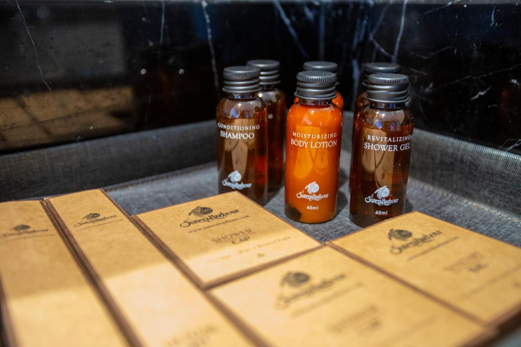 The Pacific Sutera Hotel Kota Kinabalu Ngoại thất bức ảnh On-board amenities